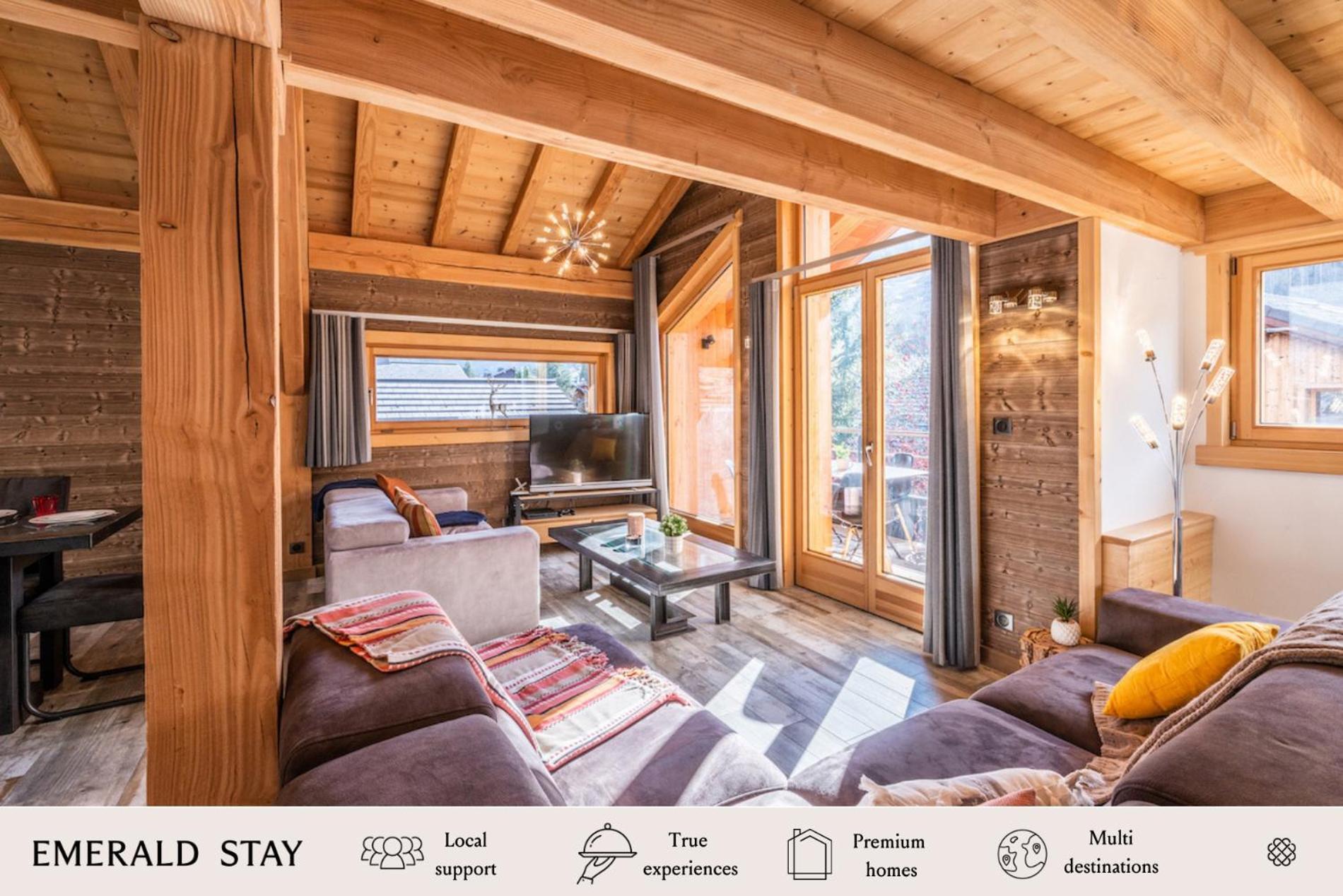 Chalet Hirondelle - By Emerald *